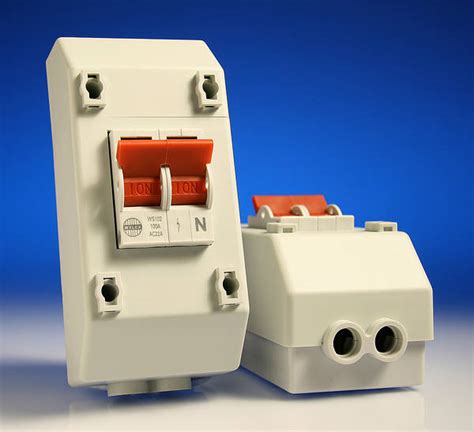 wylex 100a dp isolator with metal enclosure|100a single phase isolator.